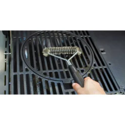 Campingaz Triangle Cleaning Brush -Prim Camping Shop campingaz triangle cleaning brush 2