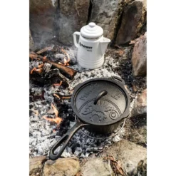 Petromax KR2 Cast Iron Latch With Lid -Prim Camping Shop petromax kr2 cast iron latch with lid 6